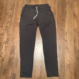 Vuori Joggers